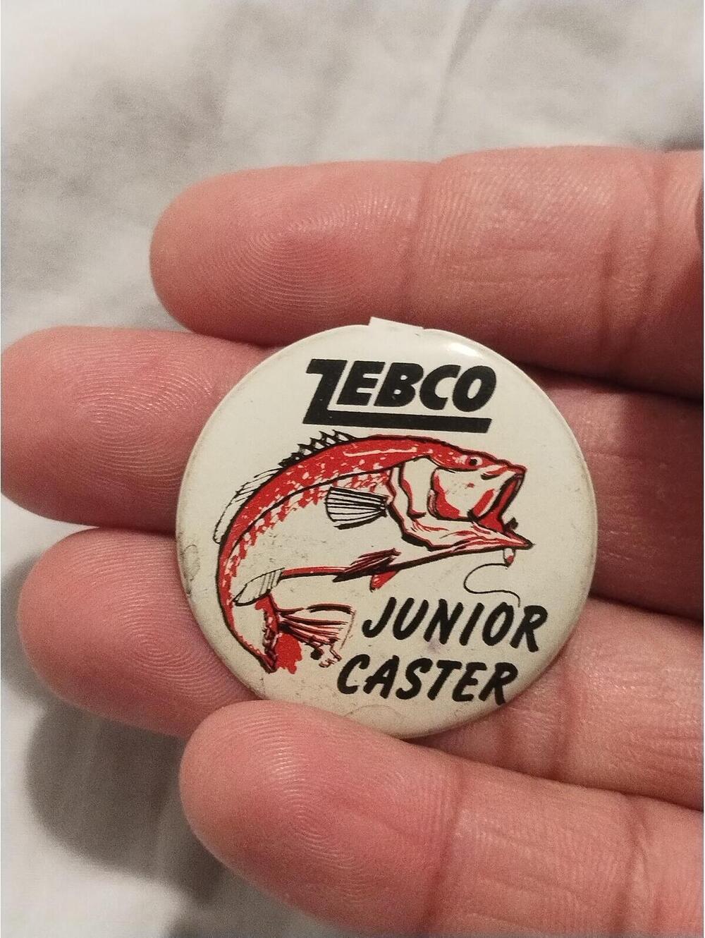 ZEBCO‎ JUNIOR CASTER AWARD PIN, VINTAGE COLLECTIBLE FISHING TAG PIN